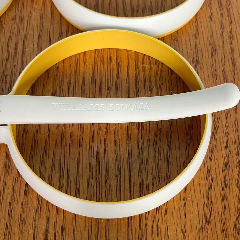 Williams-Sonoma Set of 4 Yellow & White Egg Rings- for breakfast sandwiches